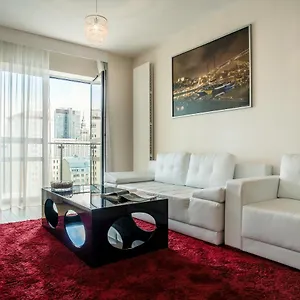 https://platinum-towers-luxury-apartments.warsawhotelspoland.com